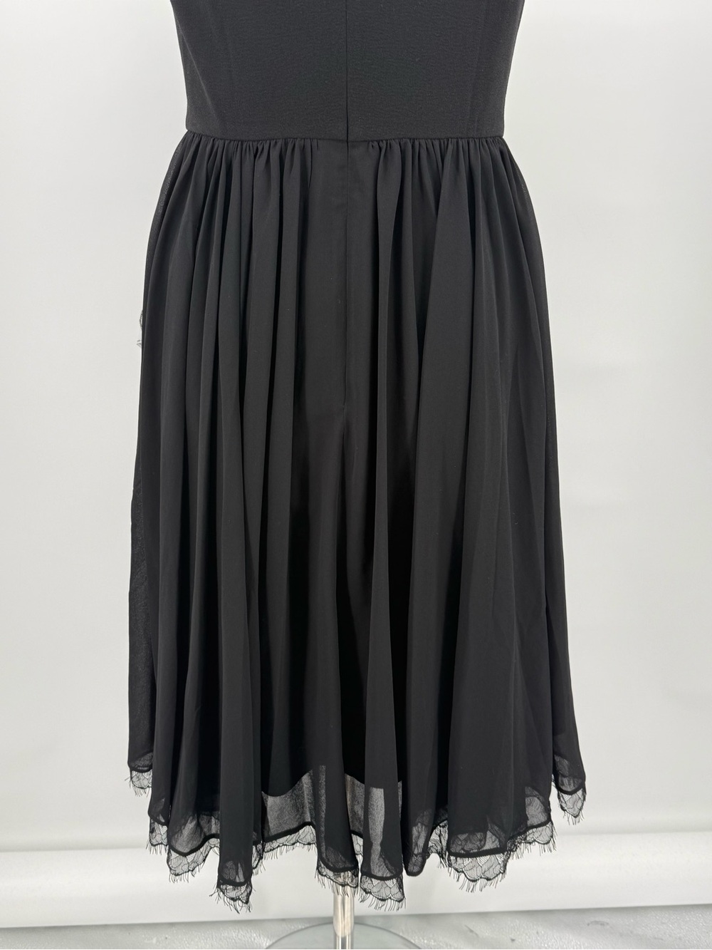 Dress the Population Alicia Dress Lace Black Plunge Cocktail Party Midi Medium - Picture 7 of 15